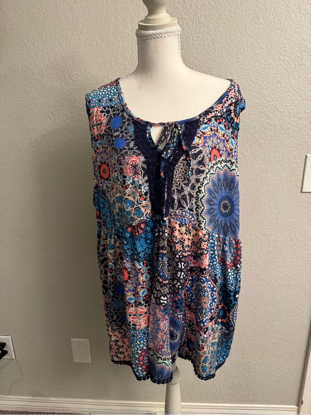 Avenue Blue Navy Pink Patterned Tank Top